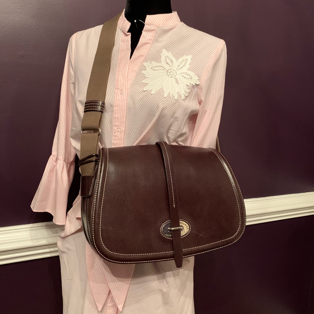 ❗️SOLD❗️Dooney and Bourke